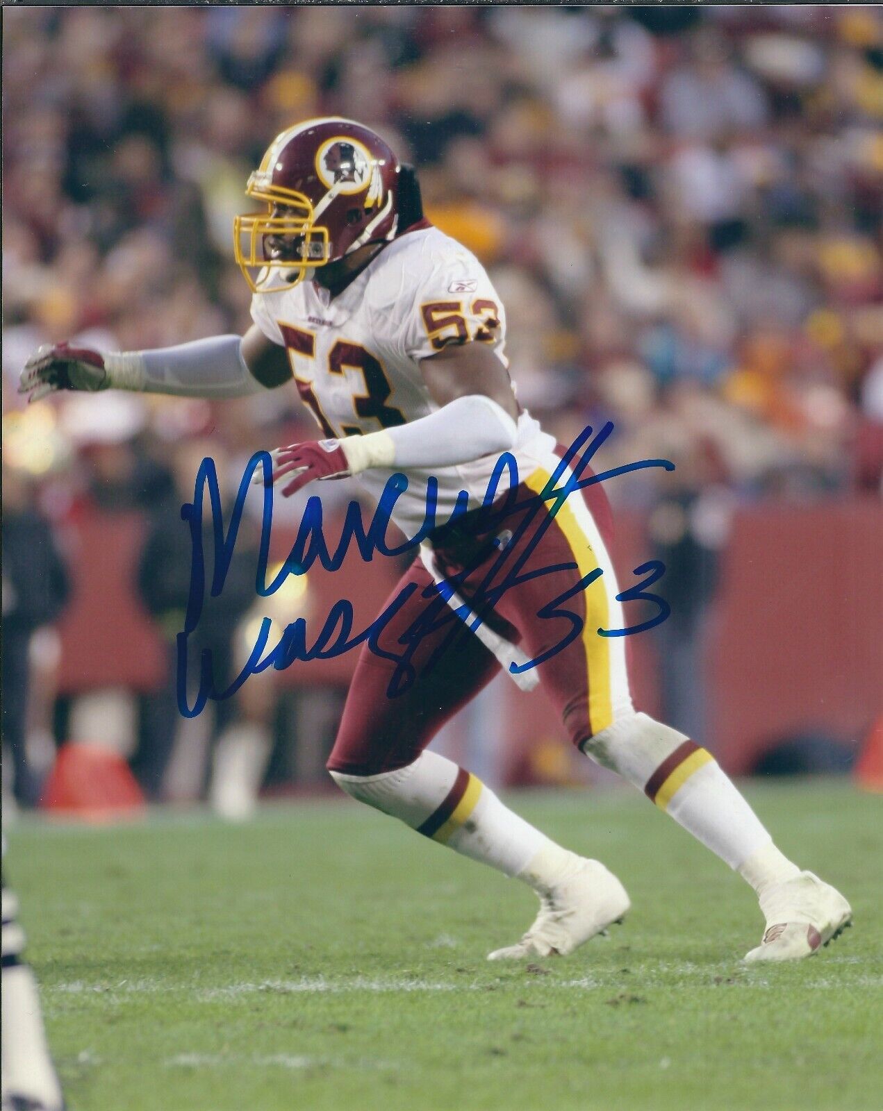 Signed 8x10 MARCUS WASHINGTON Washington Redskins Autographed Photo Poster painting - w/ COA