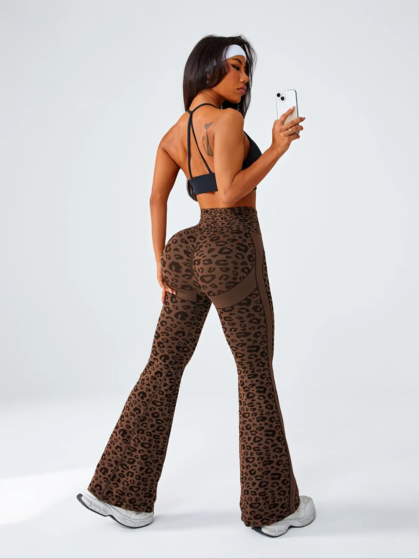 Women's Seamless Leopard Print High-Waisted Yoga Pants, Scrunch Sports Leggings, Tight-Fit Sportswear for All Seasons, Stylish & Comfortable Workout Bottoms, Seamless Fitness Leggings, High Stretch Bottoms Women's Seamless Leopard Print High-Waisted Yoga Pants, Scrunch Sports Leggings, Tight-Fit Sportswear for All Seasons, Stylish & Comfortable Workout Bottoms, Seamless Fitness Leggings, High Stretch Bottoms