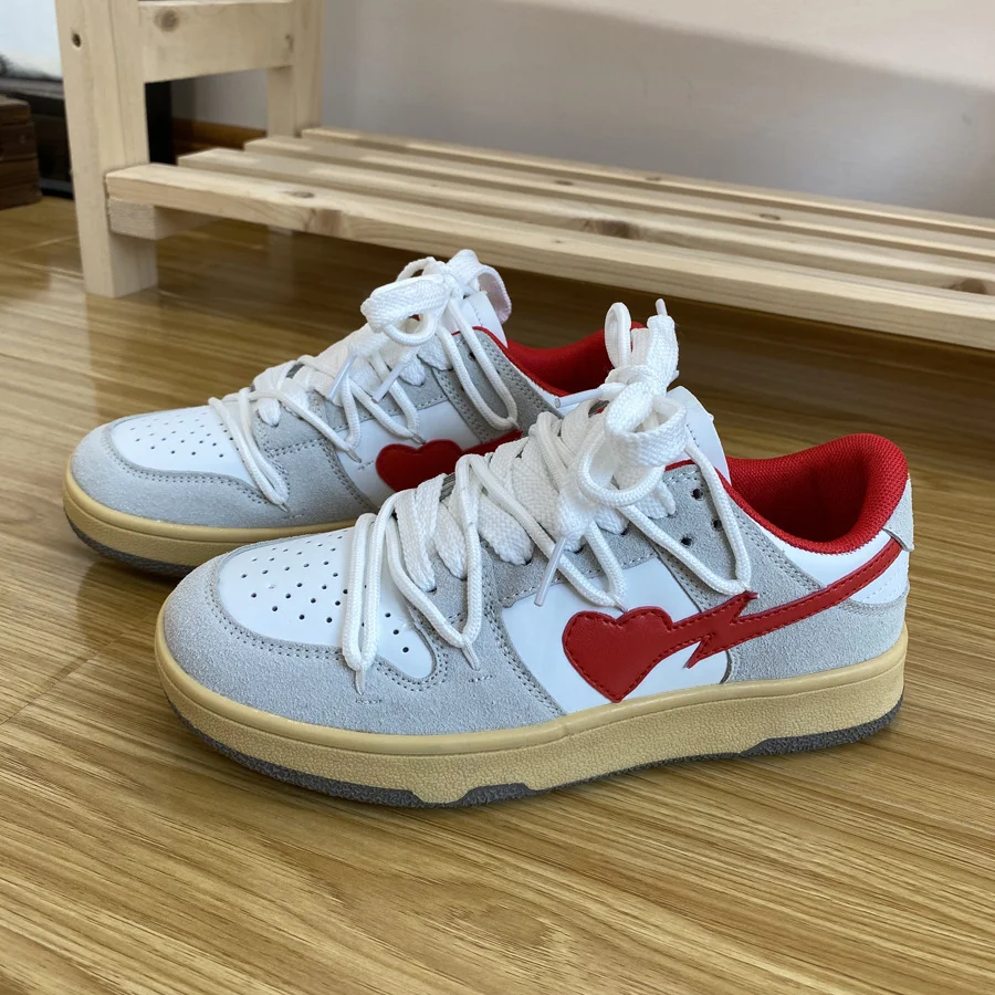 Breakj New Sewing Women Vulcanize Shoes Fashion Women Sneakers Light Flat Shoes Women Casual Shoes Brand Sneakers Chaussure Femme