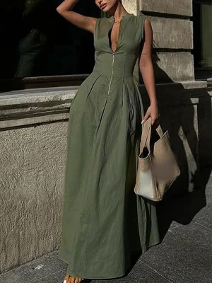 Image of A-Line Sleeveless Pleated Pockets Solid Color Zipper Round-Neck Maxi Dresses