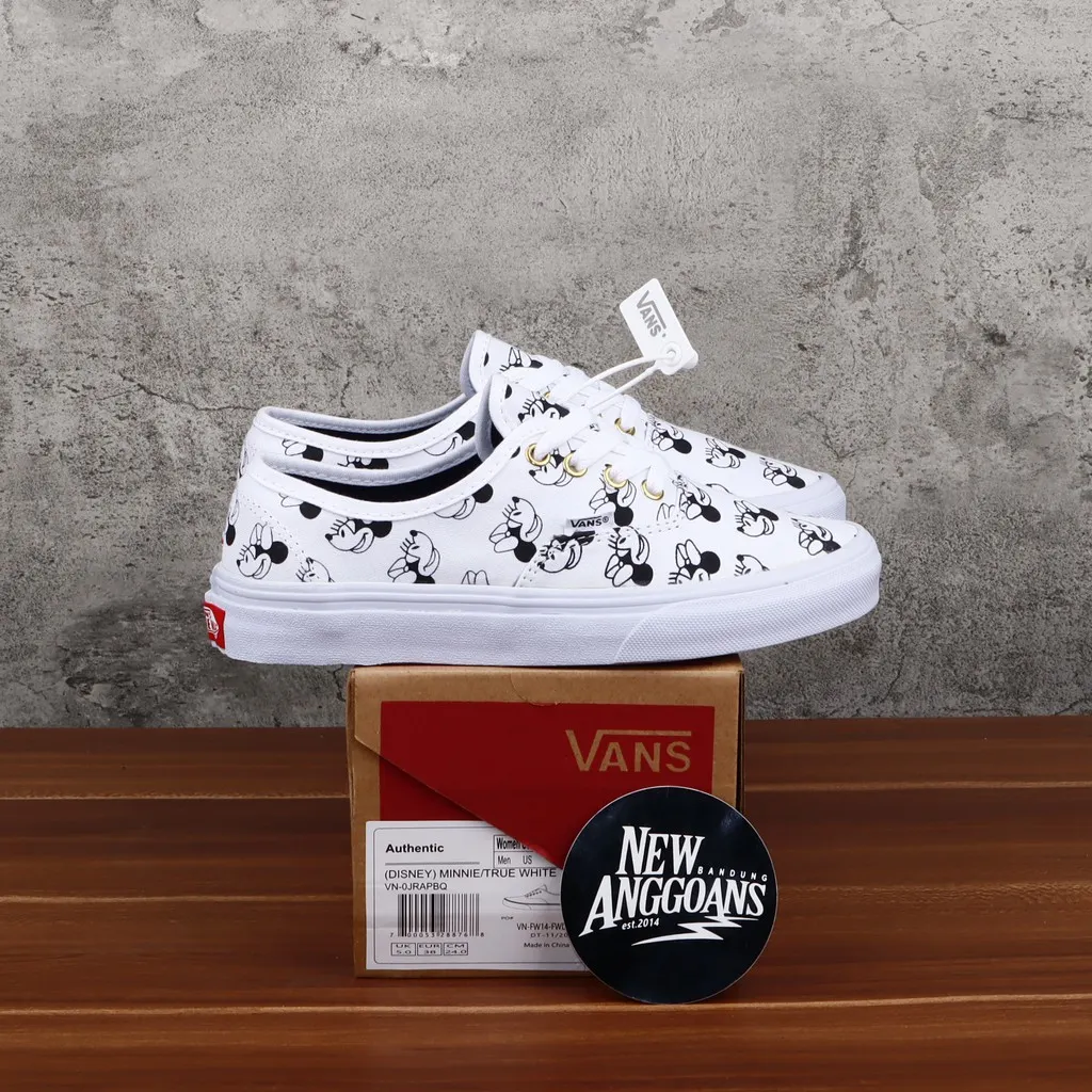 Disney Minnie Mickey Mouse True White DT BNIB