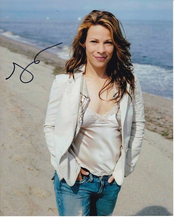 LILI TAYLOR Signed Autographed Photo Poster painting