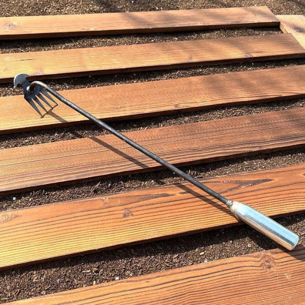 Manual Weed Remover Tool for Lawn and Garden