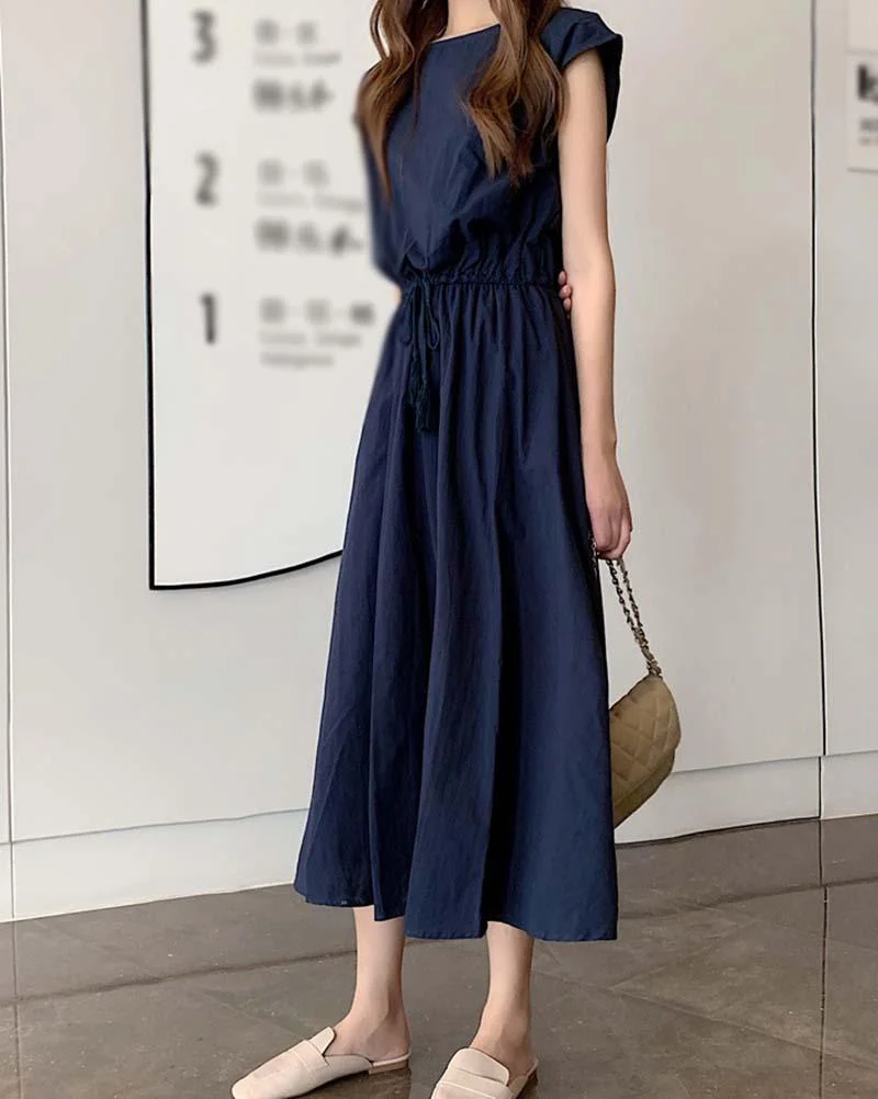 Solid color sleeveless casual dress