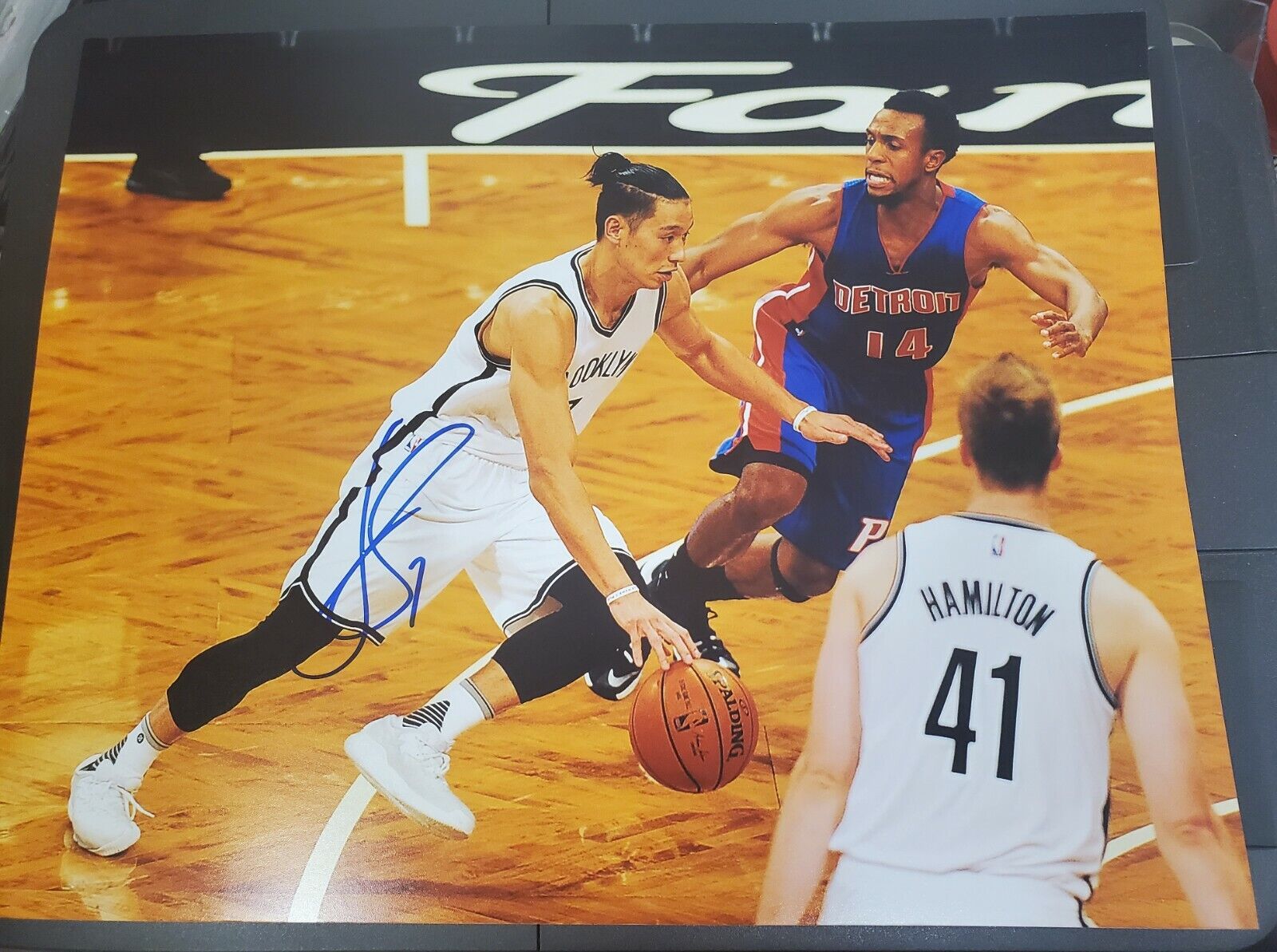 Signed 11x14 JEREMY LIN Brooklyn Nets Autographed Photo Poster painting w/COA