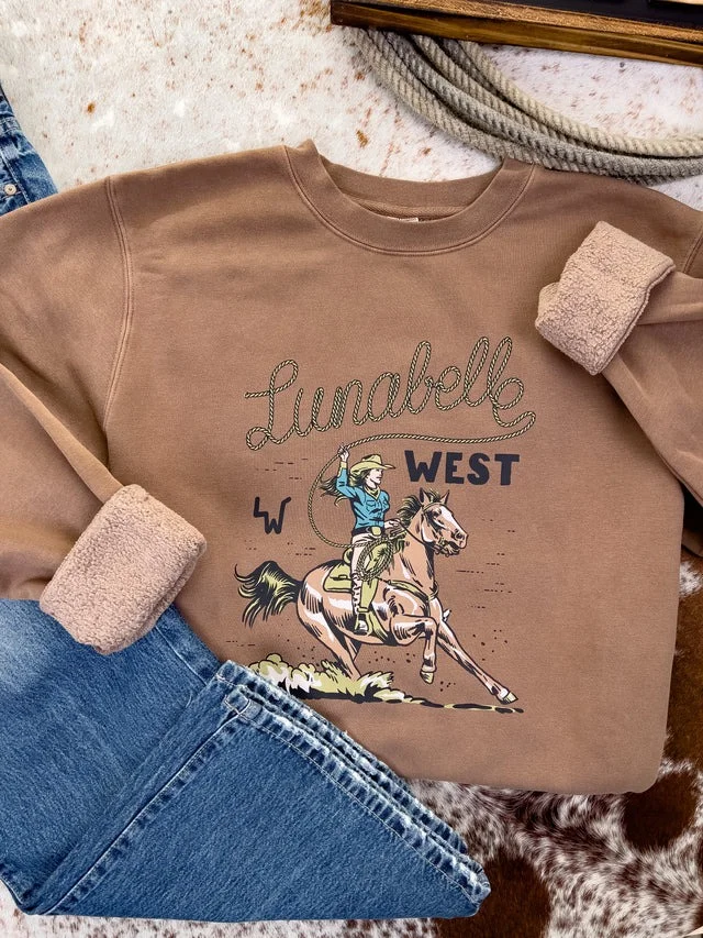Casual West Cowgirl Graphic Sweatshirt