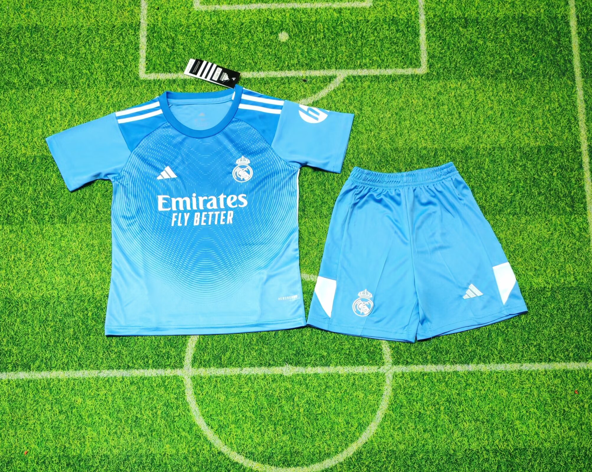 25/26 Real madrid Goalkeeper Kids Kit Football Shirt