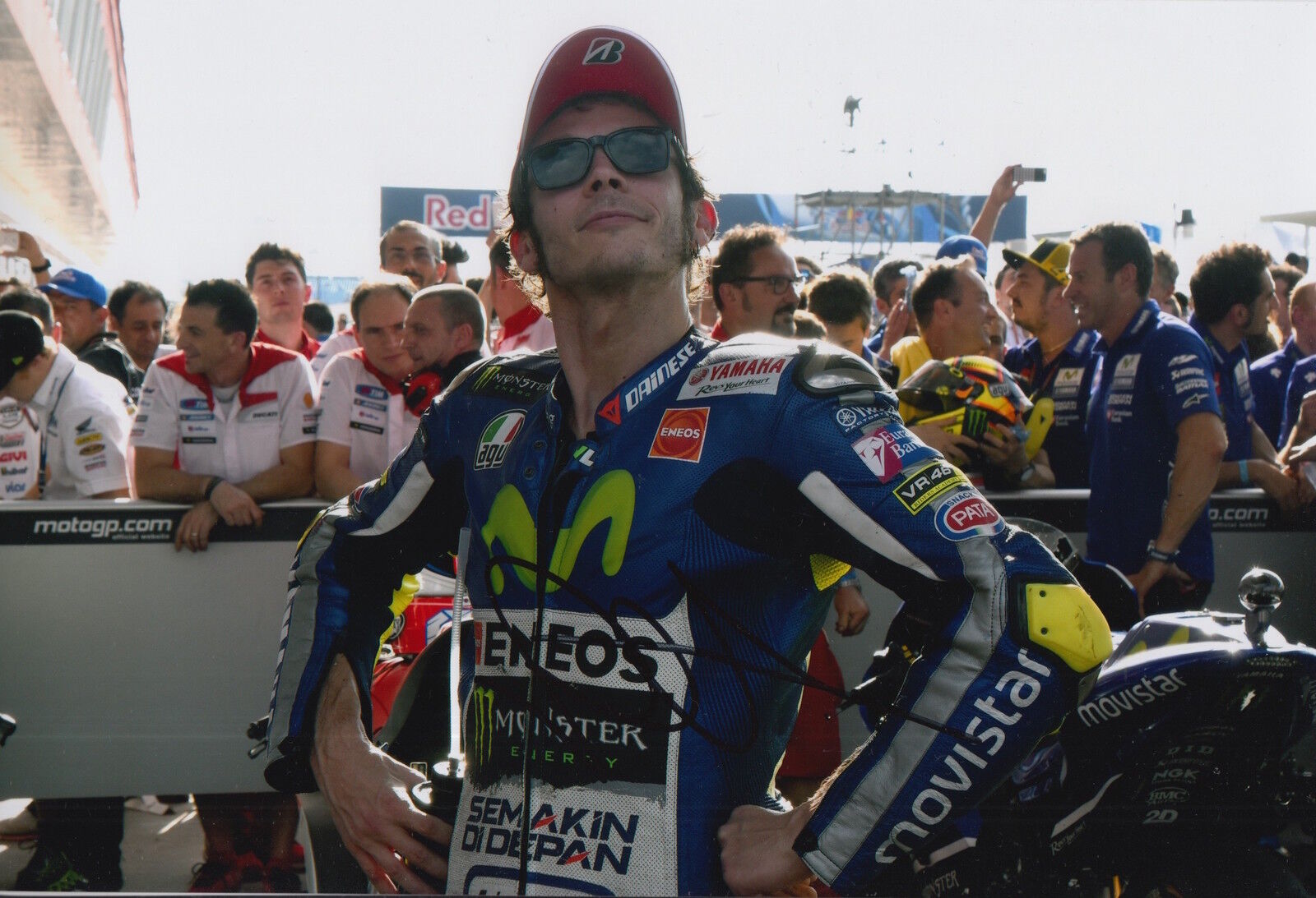 VALENTINO ROSSI HAND SIGNED YAMAHA 12X8 Photo Poster painting MOTOGP AUTOGRAPH PROOF 15.