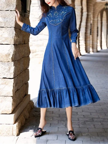 Women's Denim Embroidery Long Sleeve Scoop Neck Dress