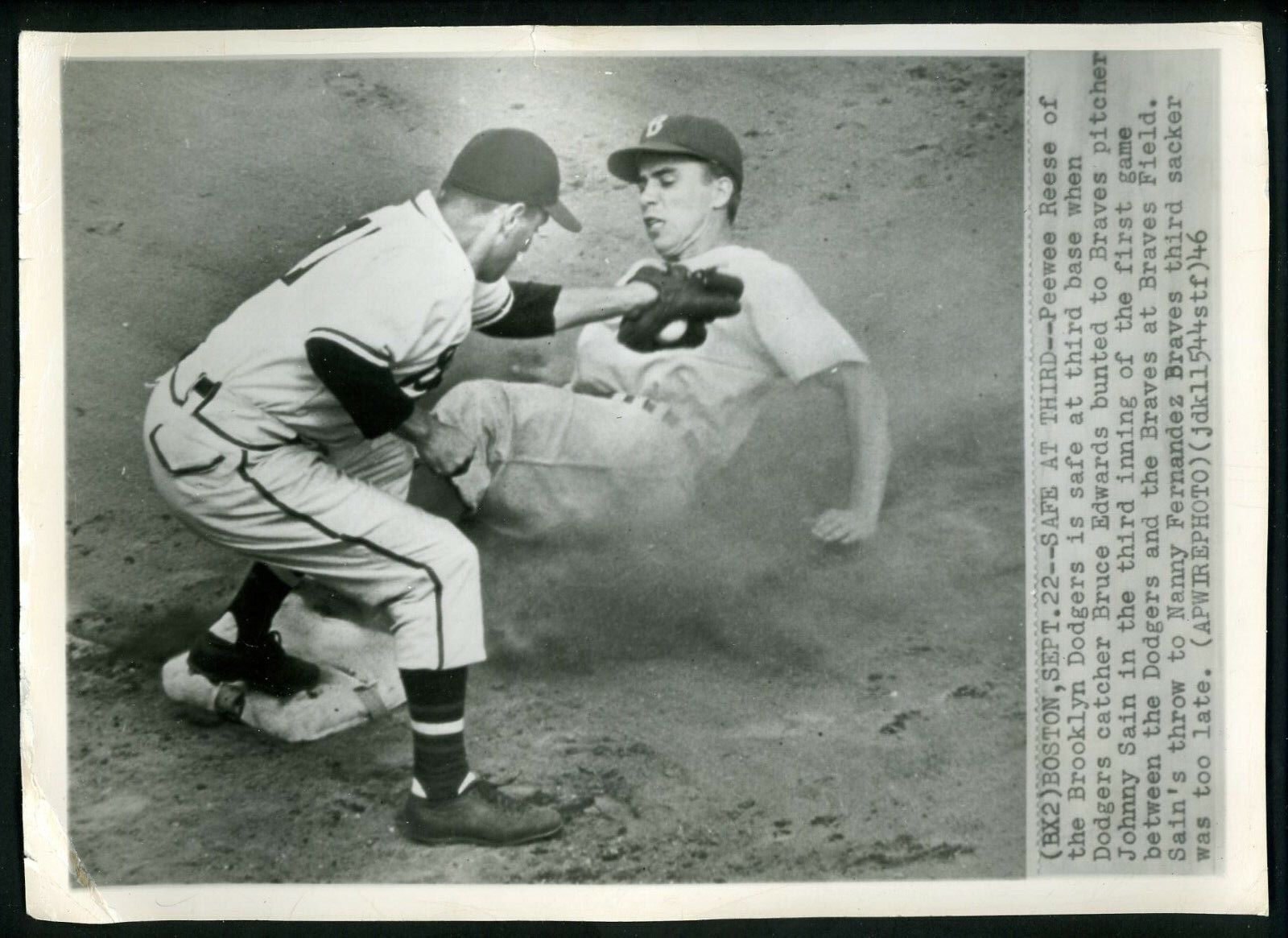 Pee Wee Reese & Nanny Fernandez 1946 Press Photo Poster painting Brooklyn Dodgers Boston Braves