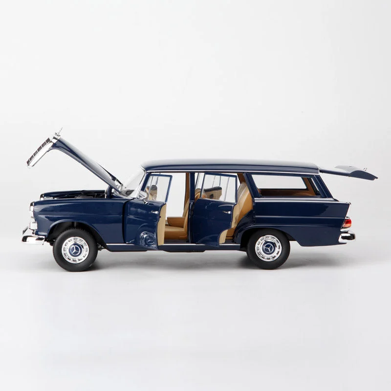 High Classic Norev 1/18 1966  200 Diecast Vintage Station Wagon Alloy Car Model