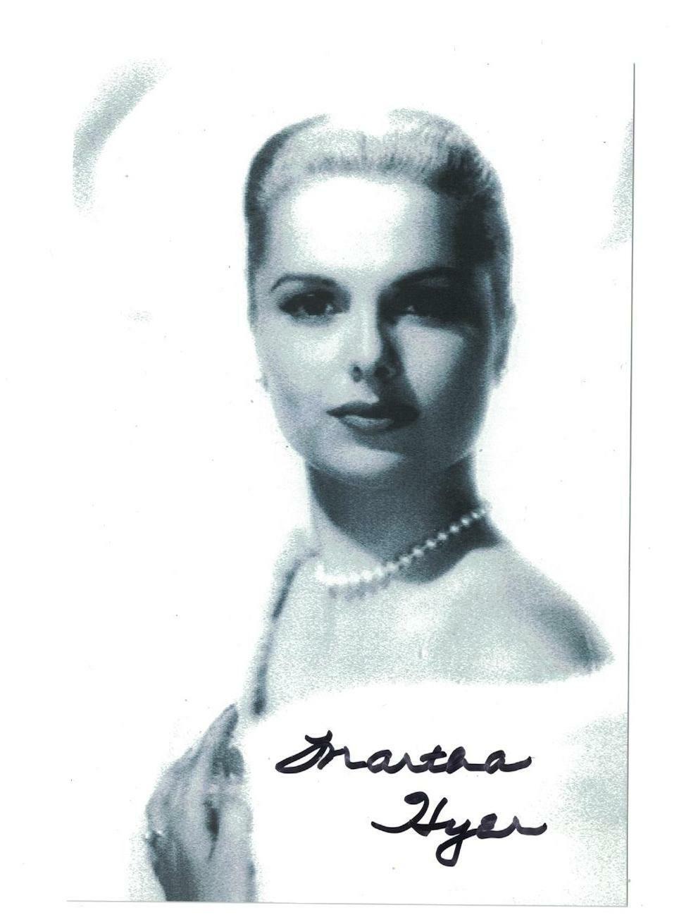 Martha Hyer Signed Autographed 4 x 6 Photo Poster painting Actress A