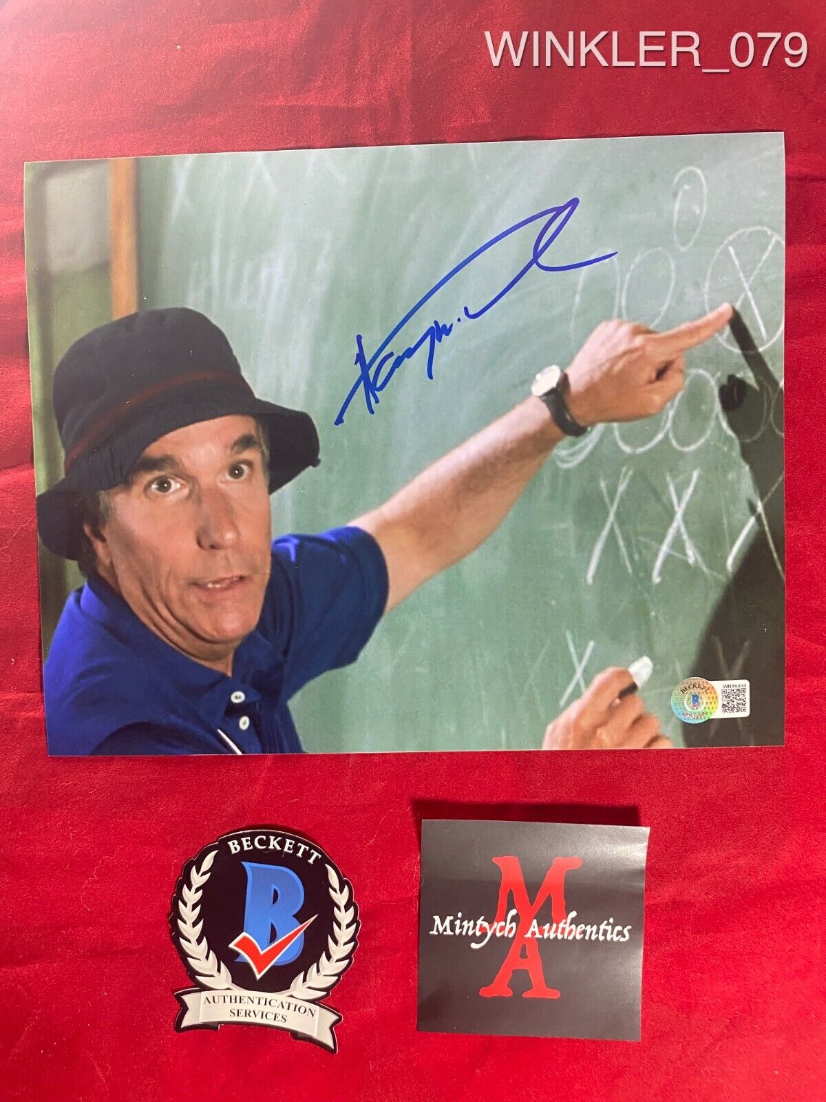 HENRY WINKLER AUTOGRAPHED SIGNED 8x10 Photo Poster painting! WATERBOY! COACH KLEIN BECKETT COA!