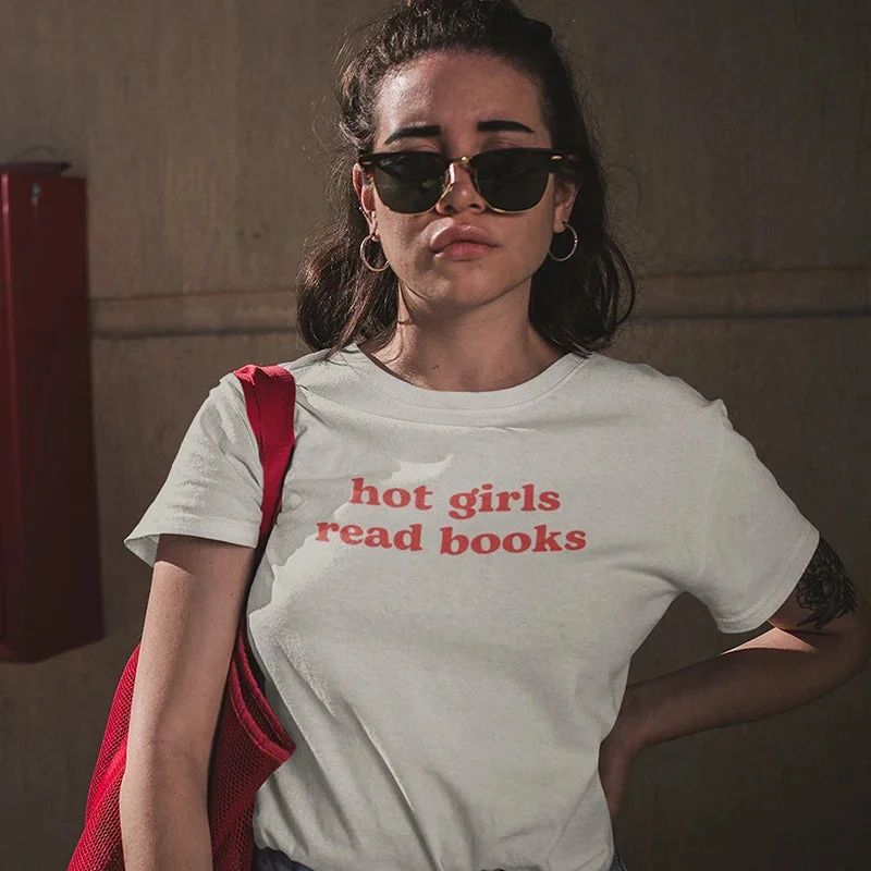 Brownm Girls Read Books Tee
