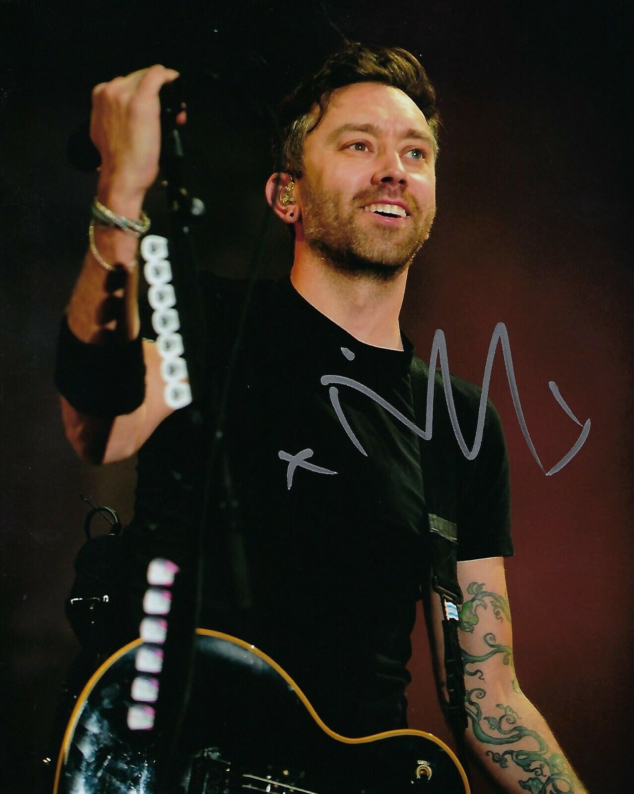 GFA Rise Against Rock Star * TIM McILRATH * Signed 8x10 Photo Poster painting PROOF T10 COA