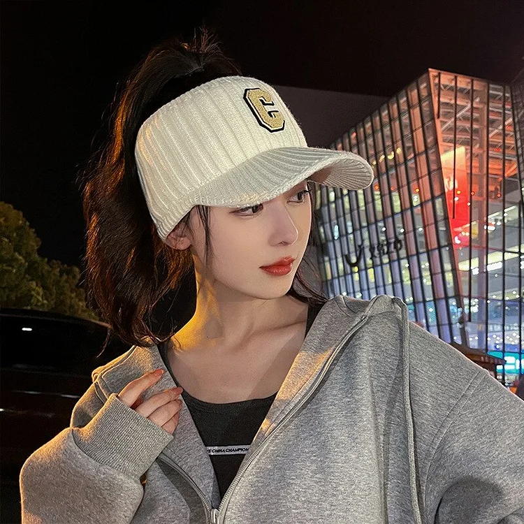 Winter Wool Hats C Letters Warm Hollow Out Knitting Baseball Cap WomensWide Brim Empty Top Warm Ponytail Hats 8 Colors