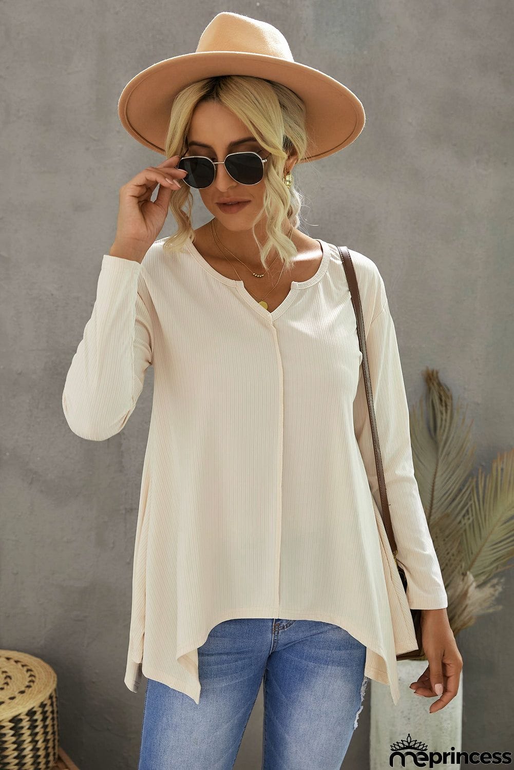 Asymmetric Hemline Long Sleeve Top