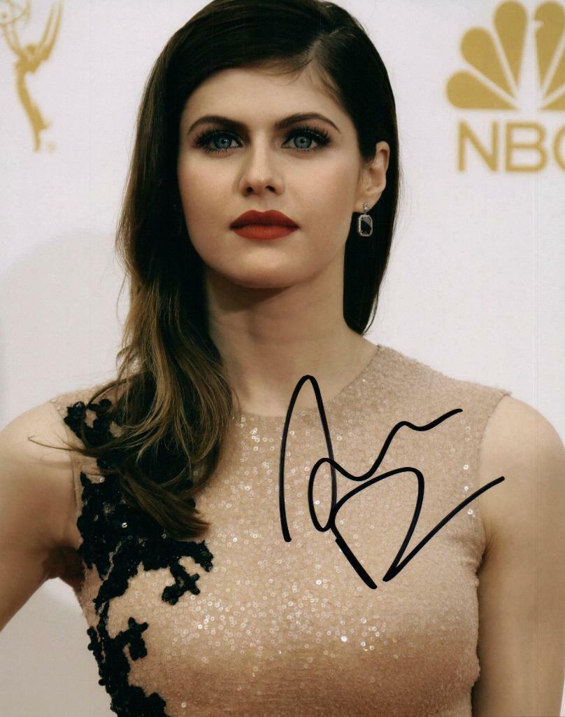 Alexandra Daddario autographed 8x10 Picture Photo Poster painting signed Pic with COA