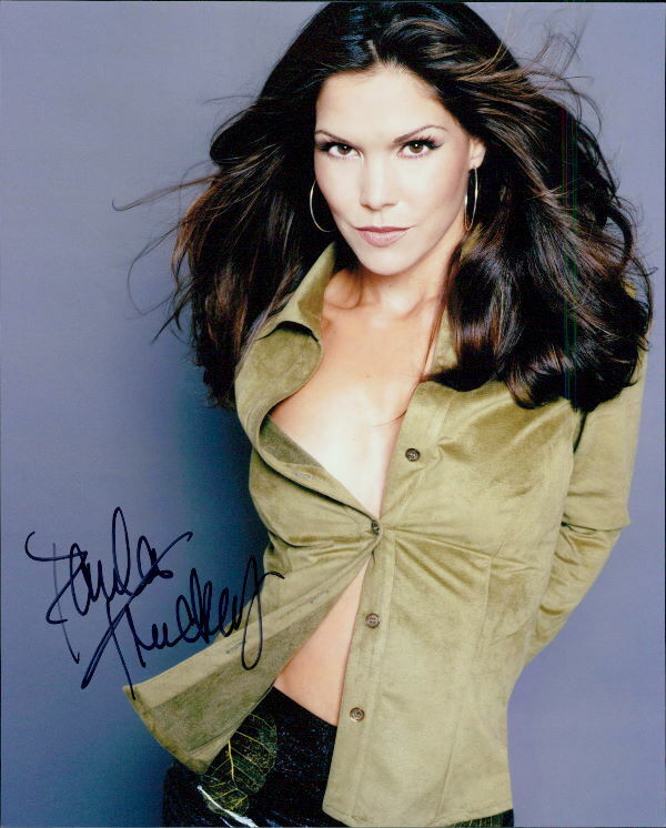 Paula Trickey signed 8x10 Photo Poster painting In-person