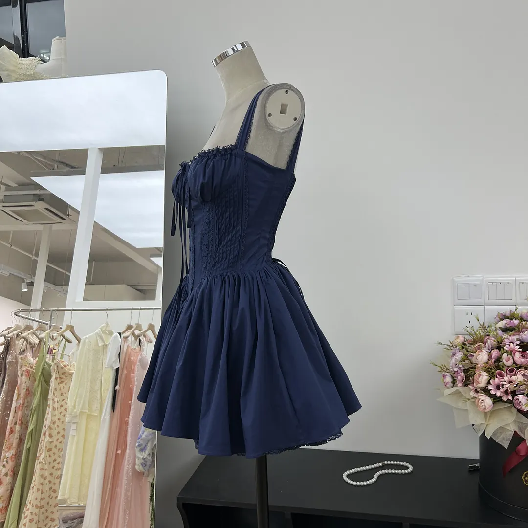 Brownm British Fashion Light Luxury Elegant Lace Side Heavy Industry Car Strip Court Strap To The Waist Solid Color Dress Short
