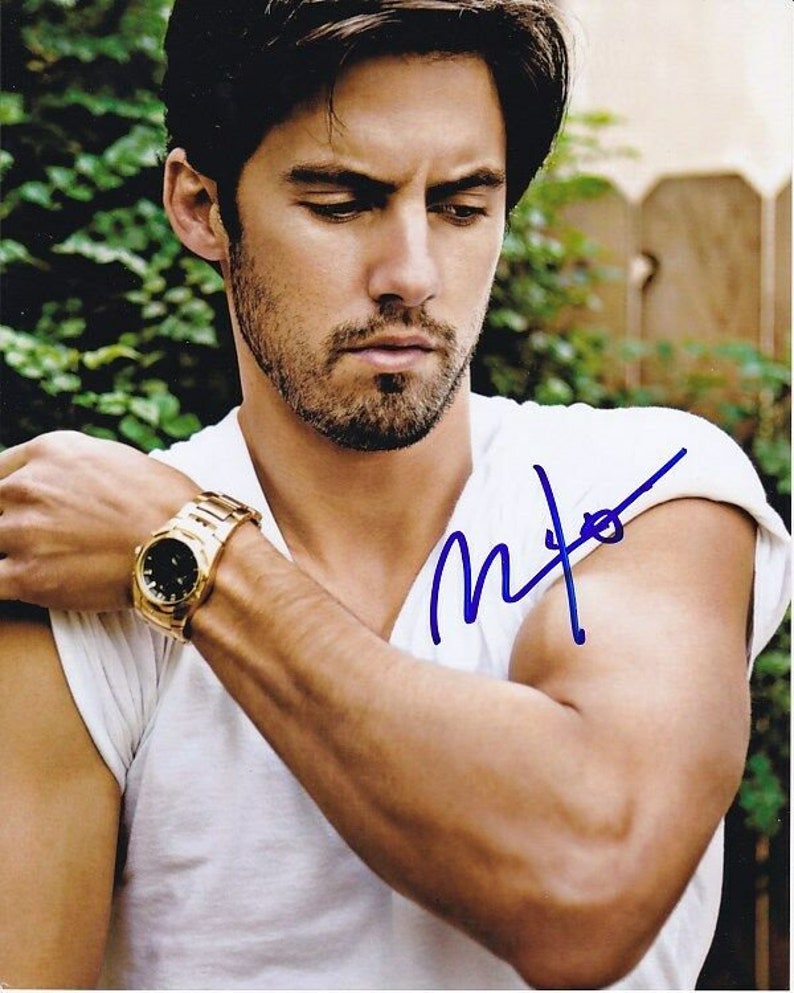 Milo ventimiglia signed autographed Photo Poster painting