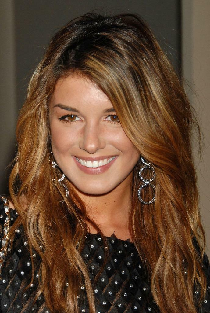 Shenae Grimes 8x10 Picture Simply Stunning Photo Poster painting Gorgeous Celebrity #164