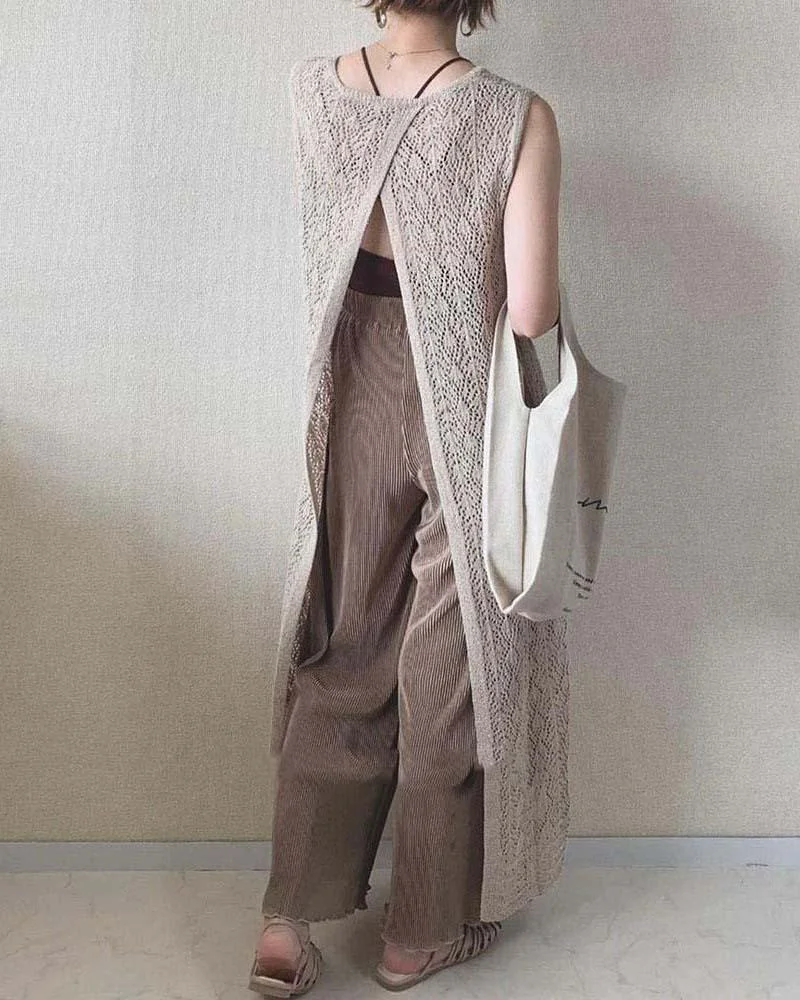 Knitted cutout sleeveless dress