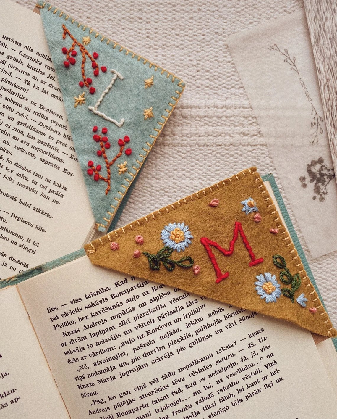 Personalized hand embroidered corner bookmark
