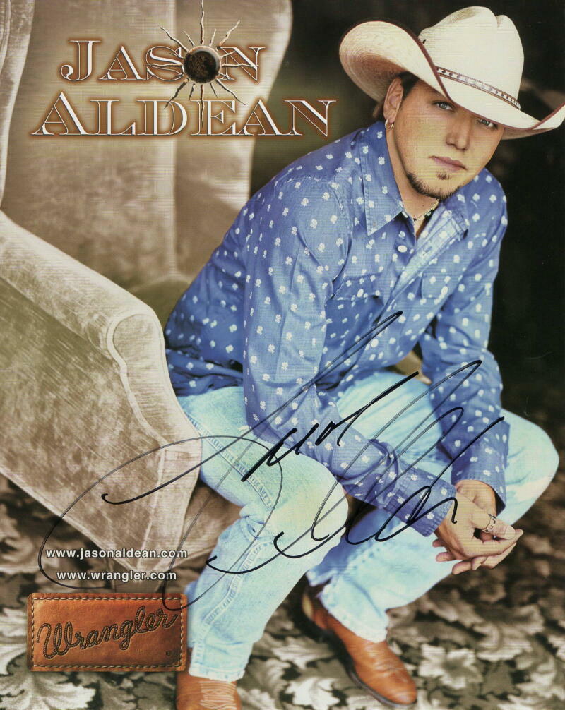 JASON ALDEAN SIGNED AUTOGRAPH 8X10 Photo Poster painting - MY KINDA PARTY COUNTRY MUSIC STAR