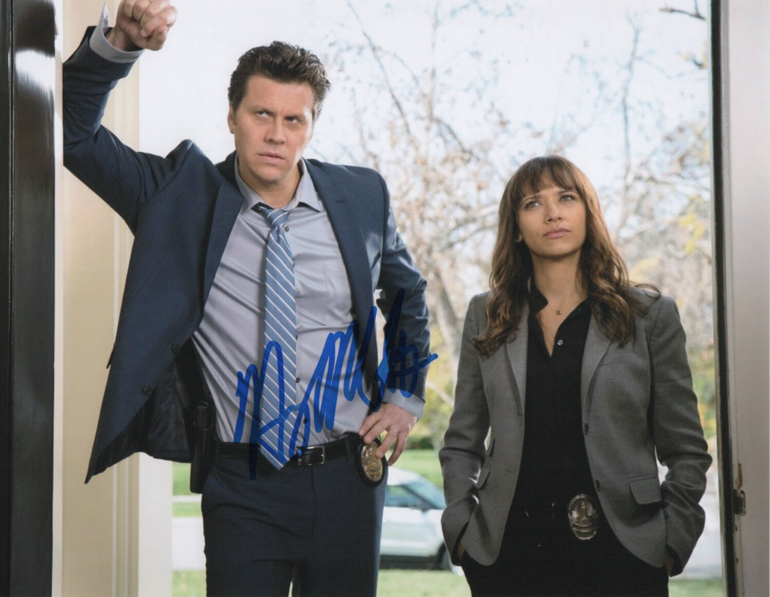 GFA Angie Tribeca * HAYES MacARTHUR * Signed 8x10 Photo Poster painting H2 PROOF COA