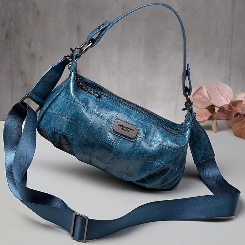 Retro style one-shoulder, cross-slung cloud crease bag