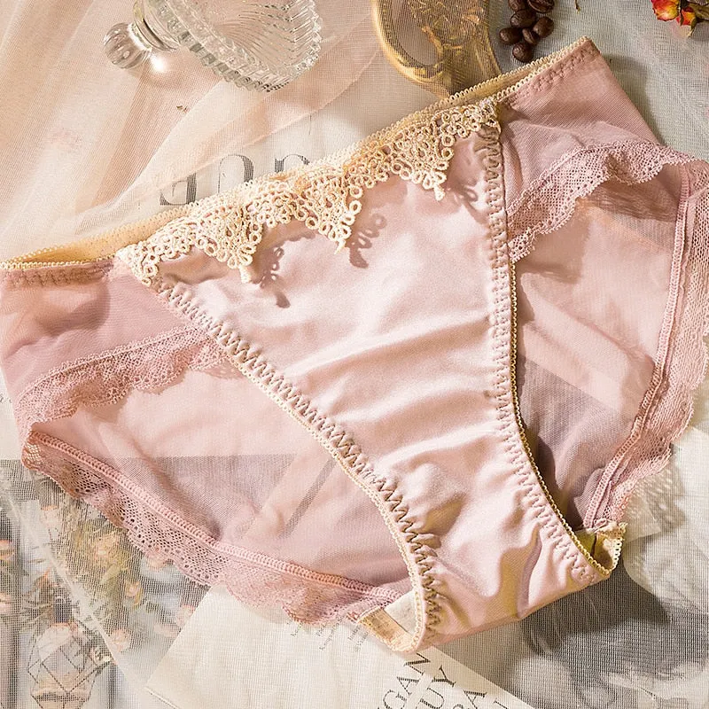 Sexy Lace Panties Women's Underwear Court Traceless Comfort Briefs Mid Waist Seamless Underpants Female Sexy Lingerie