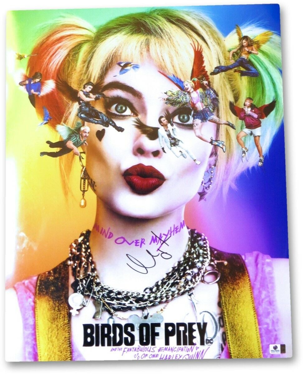 Margot Robbie Signed Autographed 16X20 Photo Poster painting Birds of Prey Harley Quinn GV917673