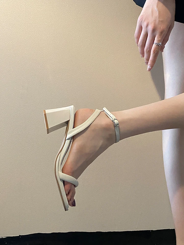 Uveng Uveng 2023 New Women's Summer Fairy Style Strap With Skirt French Soft Leather High Heels