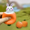 Écrase des jouets de Fidget de lapin de carotte