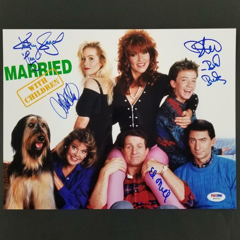 Married With Children Cast signed 10x13 Photo Poster painting O'Neill Sagal Applegate (A) ~ PSA