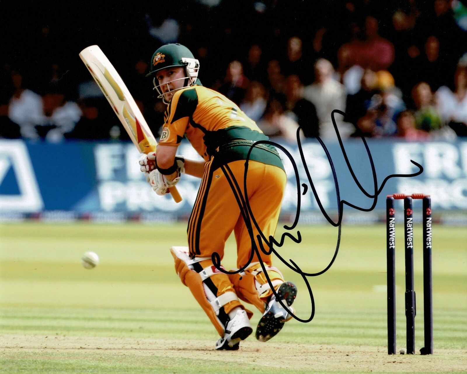 Michael Clarke Signed 10X8 Photo Poster painting Australia Genuine Signature AFTAL COA (2522)