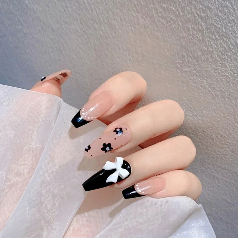 24 PCS Pointed Tip Glossy Fake Fingernails Dark Gothic Halloween makeup False Nail Tips Full Cover Press on Nails Tips With Glue 515-1