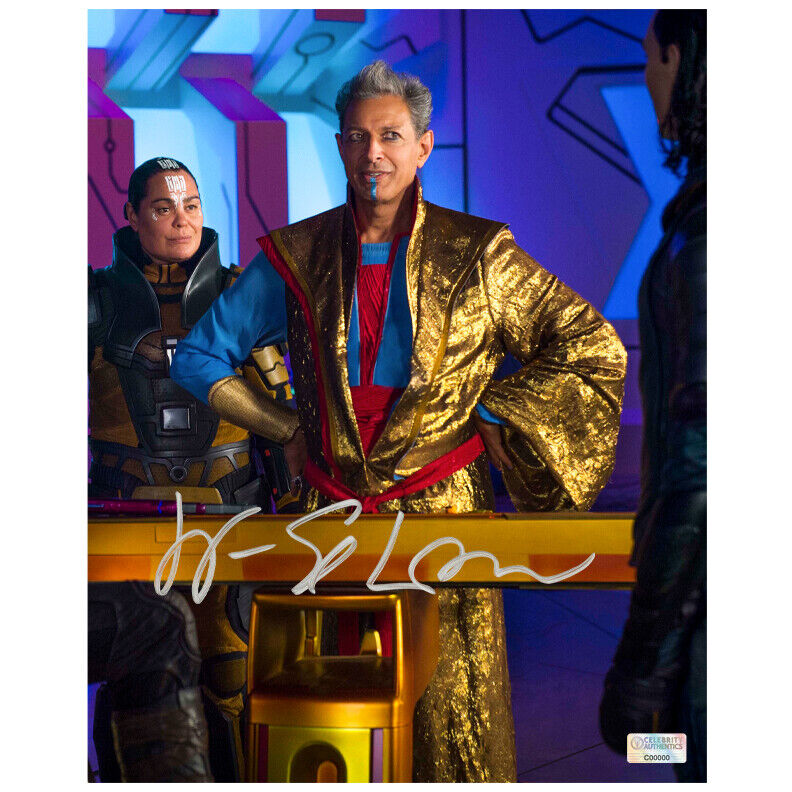 Jeff Goldblum Autographed Thor: Ragnarok Grandmaster Scene 8x10 Photo Poster painting