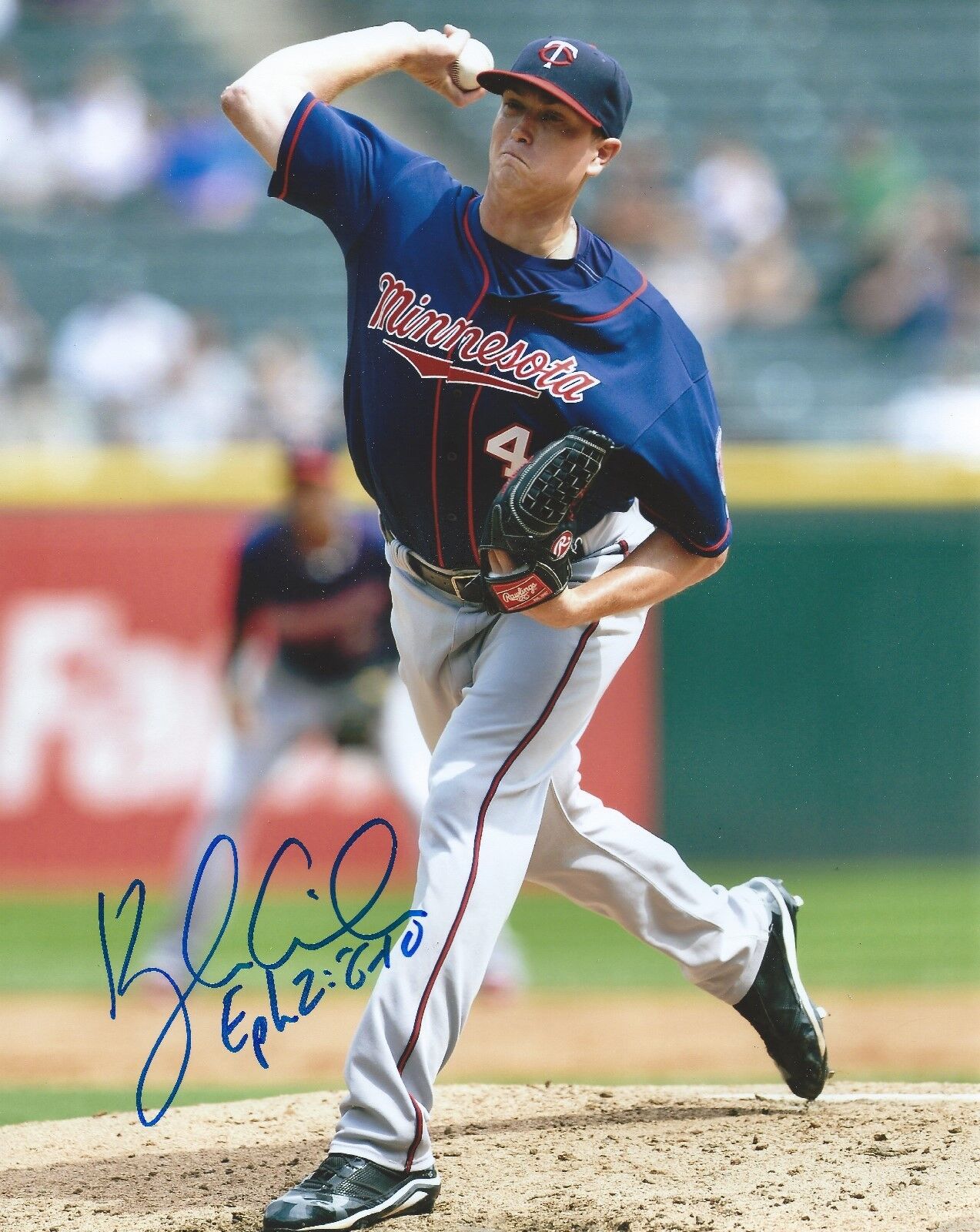 KYLE GIBSON signed MINNESOTA TWINS 8x10 Photo Poster painting