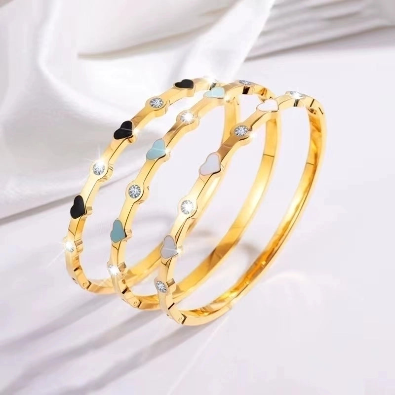 304 Stainless Steel 18K Gold Plated Sweet Minimalist Enamel Inlay Heart Shape Rhinestones Bangle