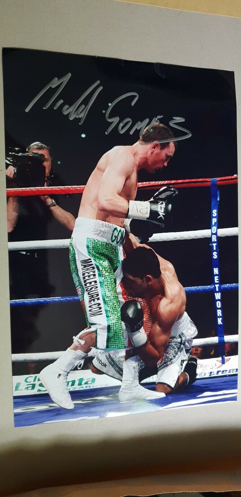 Boxer Michael Gomez hand-signed 13x8 colour Photo Poster painting