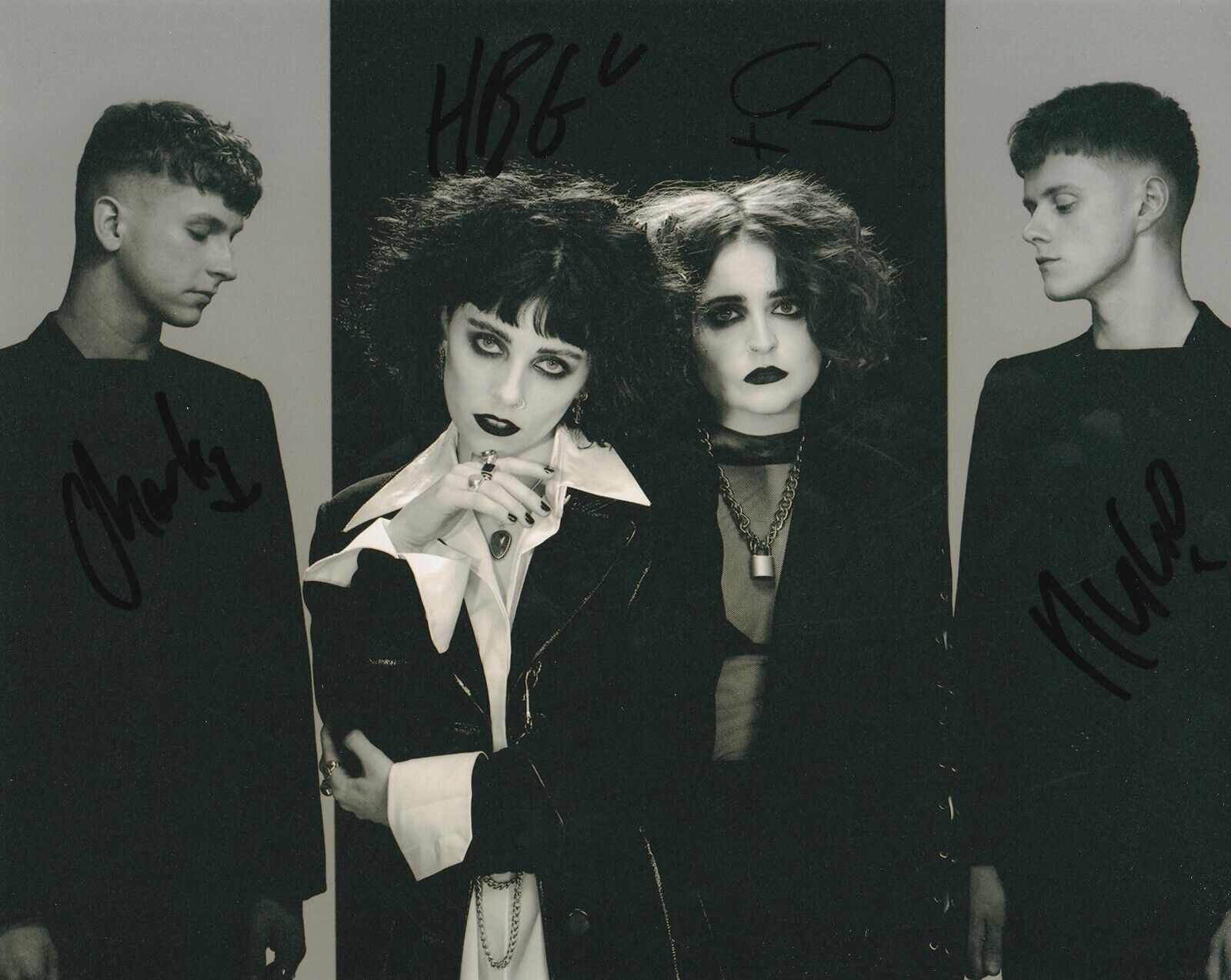 Pale Waves REAL hand SIGNED Photo Poster painting COA Autographed all 4 members