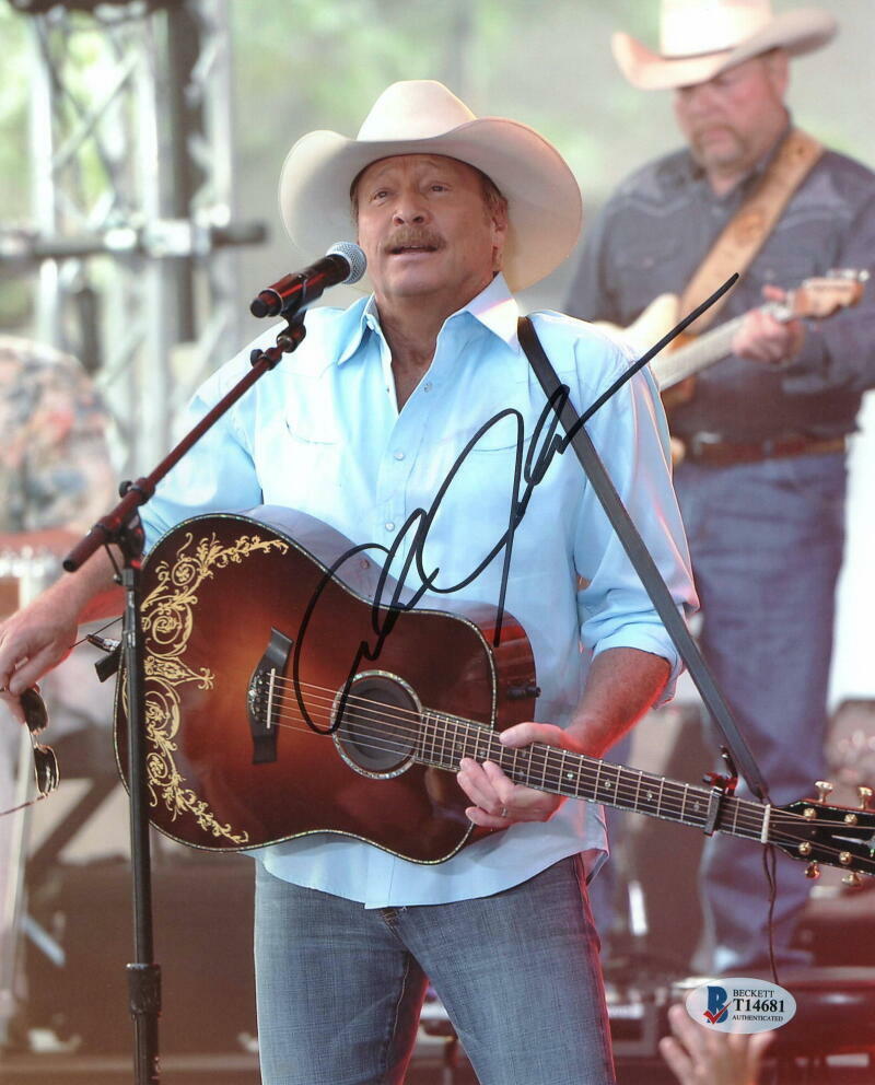 ALAN JACKSON SIGNED AUTOGRAPH 8X10 Photo Poster painting - COUNTRY LEGEND, WHO I AM RARE BECKETT