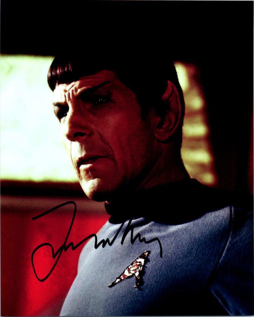 Leonard Nimoy signed 8x10 Photo Poster painting autograph Picture autographed and COA