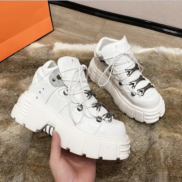 Vstacam 2022 Punk Style Women Sneakers Lace-up 6CM Platform Shoes Woman Creepers Female Casual Flats Metal Decor Tenis Feminino