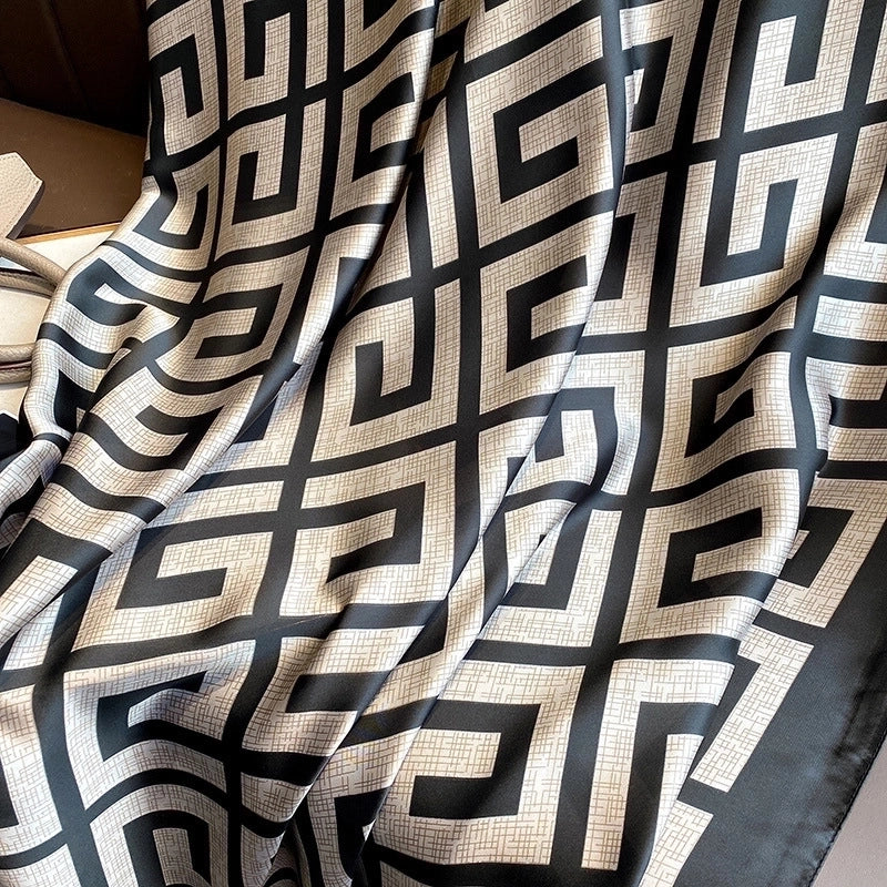 Women’s Retro Lady Printing Satin Silk Scarf