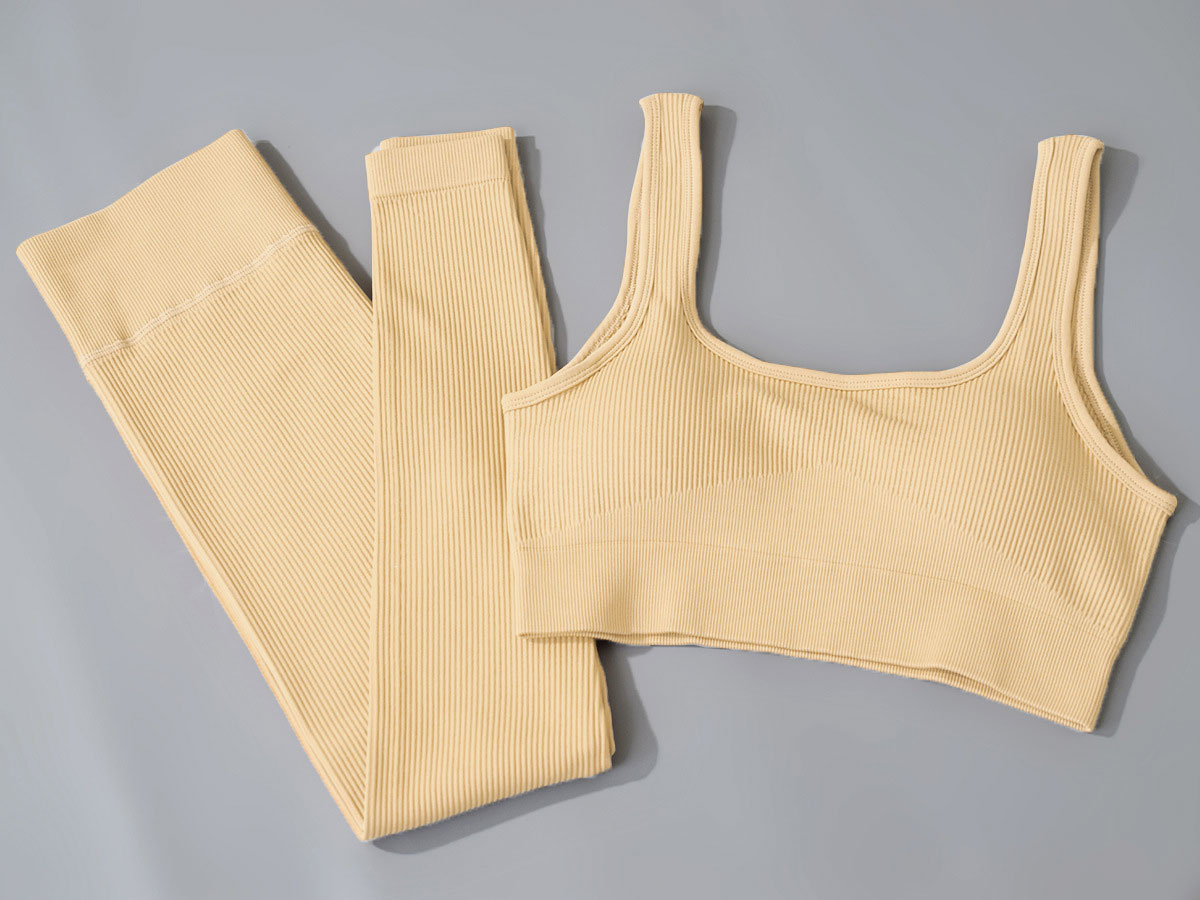 High quality sports bra and leggings set