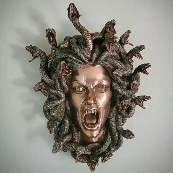 Medusa Vintage Wall Hanging Decor