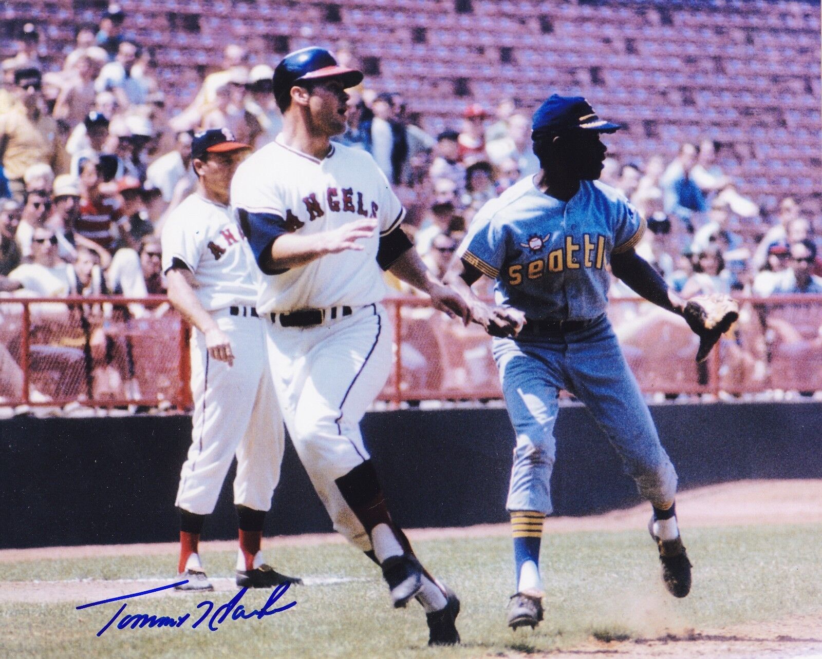 TOMMY HARPER SEATTLE PILOTS ACTION SIGNED 8x10